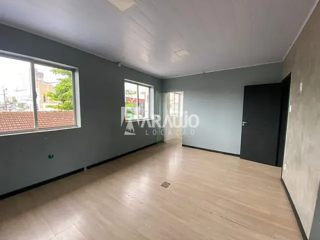 Apartamento 1 quarto e 1 banheiro, para alugar, no bairro Centro em Itajaí
