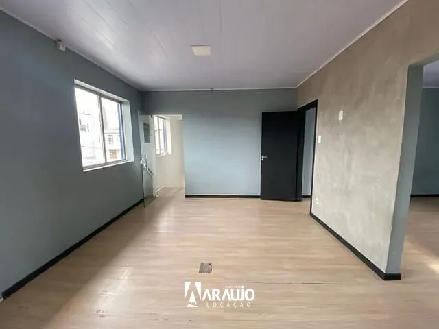 Apartamento 1 quarto e 1 banheiro, para alugar, no bairro Centro em Itajaí