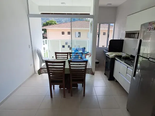Apartamento 2 quartos e 2 banheiros, à venda, no bairro Perequê Mirim em Ubatuba