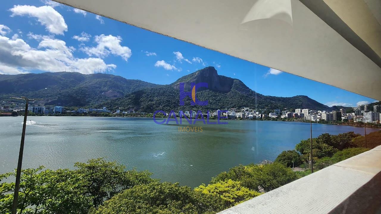 Apartamento, 3 quartos, 240 m² - Foto 1