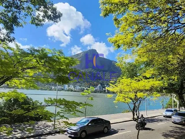 Apartamento com 240m² 3 quartos e 3 banheiros, à venda, no bairro Lagoa em Rio de Janeiro