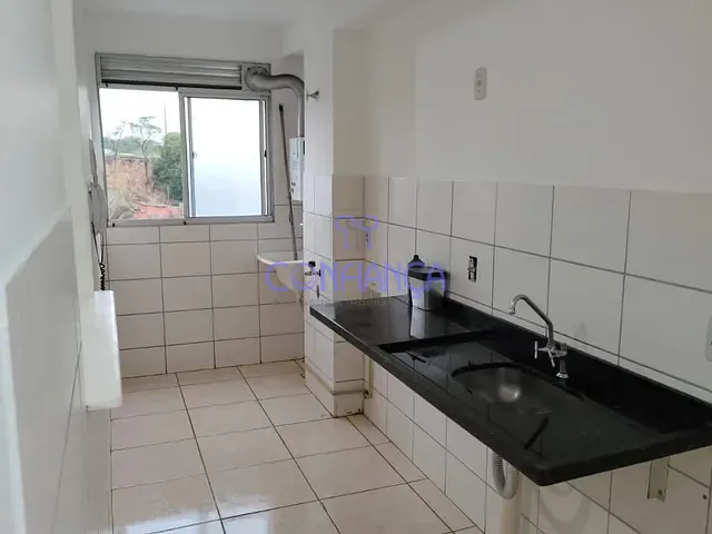Apartamento 2 quartos e 1 banheiro, à venda, no bairro Santa Cruz em Rio de Janeiro