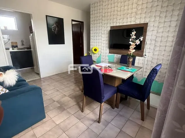 Apartamento 2 quartos e 1 banheiro, à venda, no bairro Gleba C em Camaçari