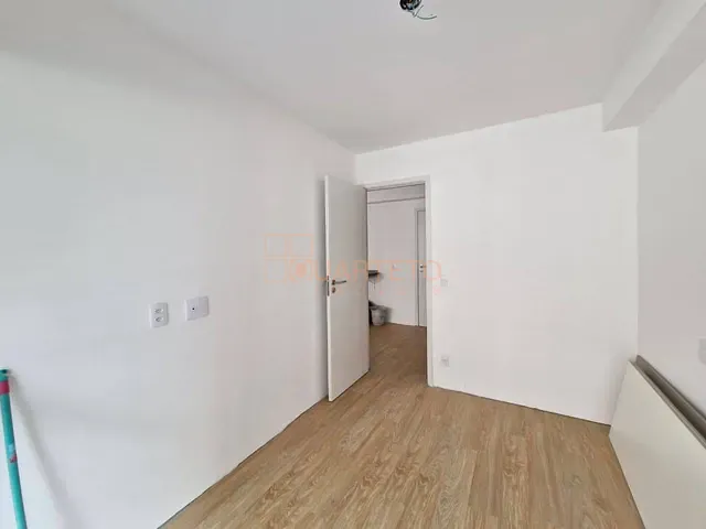 Apartamento 1 quarto e 1 banheiro, para alugar, no bairro Pinheiros em São Paulo