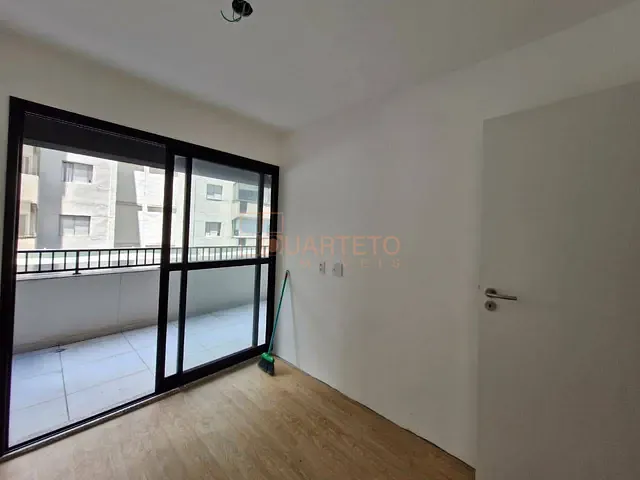 Apartamento 1 quarto e 1 banheiro, para alugar, no bairro Pinheiros em São Paulo