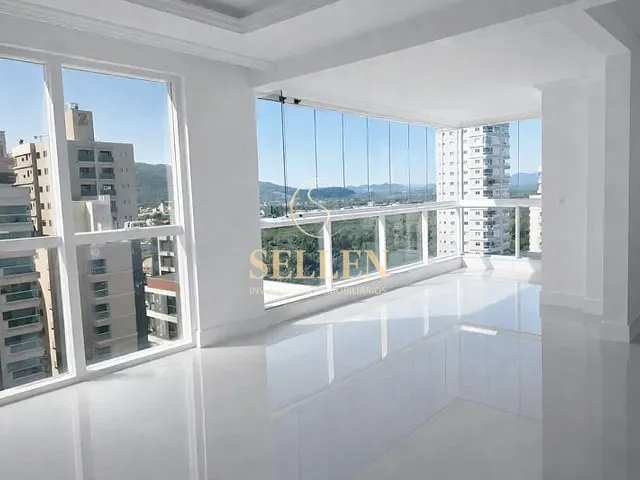 Apartamento 3 quartos e 4 banheiros, à venda, no bairro Meia Praia em Itapema