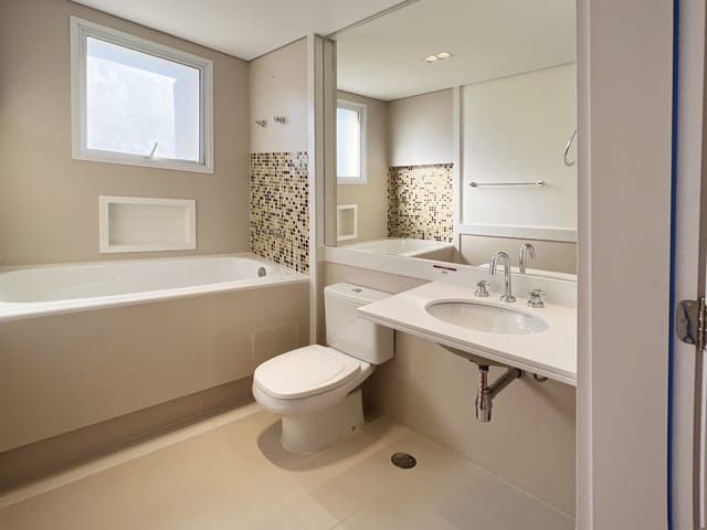 Apartamento com 8700m² 4 quartos e 5 banheiros, à venda, no bairro Vila Romana em São Paulo