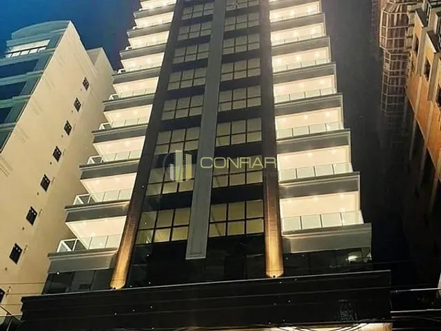 Apartamento com 220m² 4 quartos e 5 banheiros, para alugar, no bairro Meia Praia em Itapema