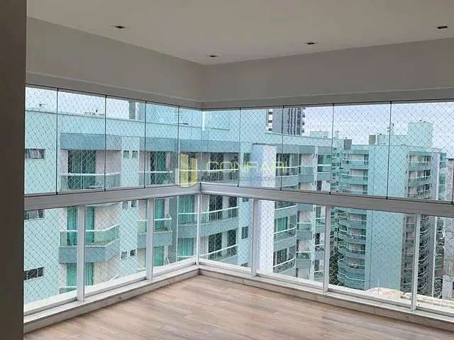 Apartamento com 220m² 4 quartos e 5 banheiros, para alugar, no bairro Meia Praia em Itapema