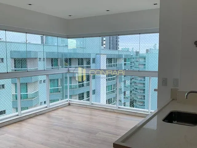 Apartamento com 220m² 4 quartos e 5 banheiros, para alugar, no bairro Meia Praia em Itapema