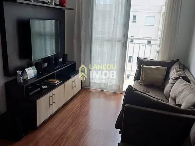 Apartamento 2 quartos e 1 banheiro, à venda, no bairro Vila Lacerda em Jundiaí