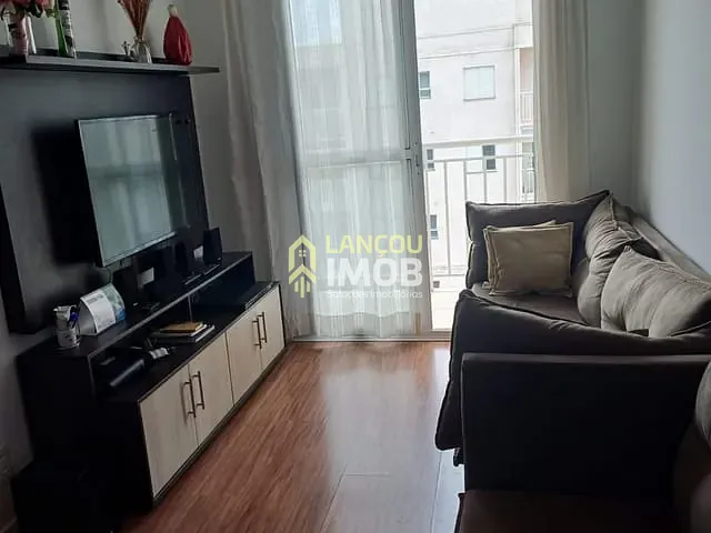 Apartamento 2 quartos e 1 banheiro, à venda, no bairro Vila Lacerda em Jundiaí