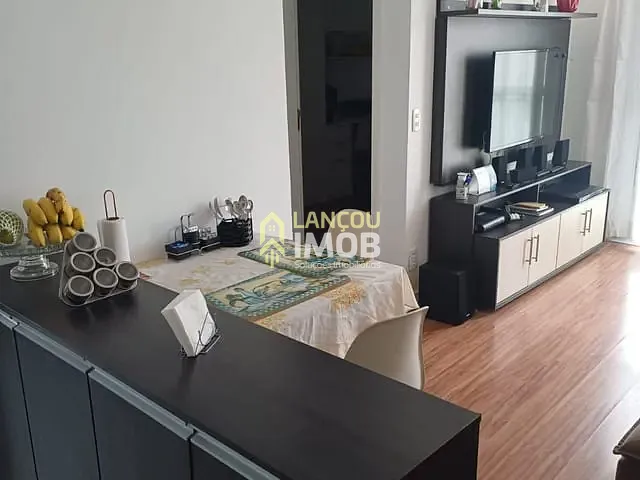 Apartamento 2 quartos e 1 banheiro, à venda, no bairro Vila Lacerda em Jundiaí