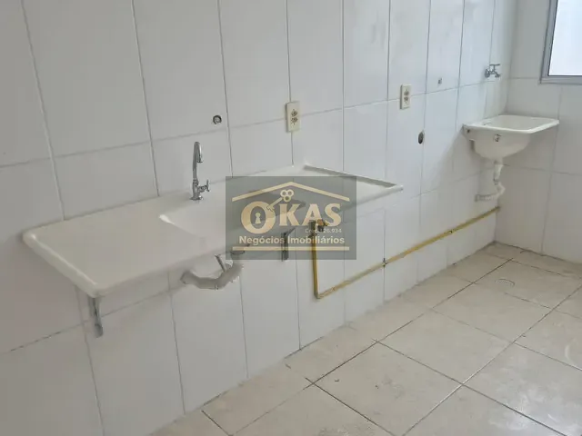 Apartamento 2 quartos e 1 banheiro, à venda, no bairro Parque Santa Rosa em Suzano