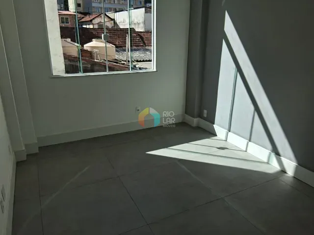 Apartamento com 55m² 2 quartos e 1 banheiro, à venda, no bairro Catete em Rio de Janeiro
