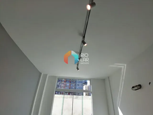 Apartamento com 55m² 2 quartos e 1 banheiro, à venda, no bairro Catete em Rio de Janeiro