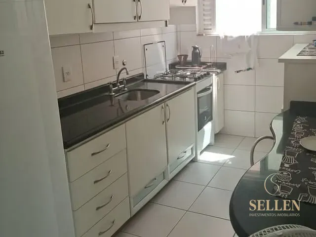 Apartamento 2 quartos e 1 banheiro, à venda, no bairro Centro em Balneário Camboriú
