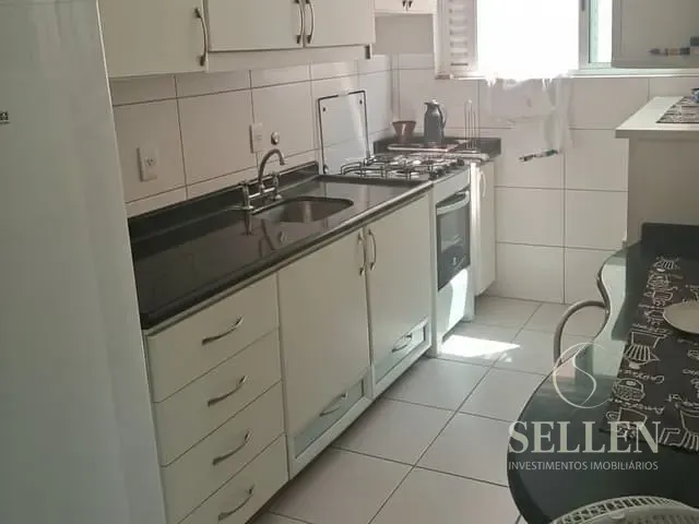 Apartamento 2 quartos e 1 banheiro, à venda, no bairro Centro em Balneário Camboriú