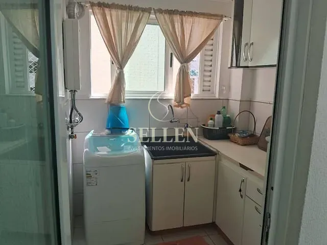 Apartamento 2 quartos e 1 banheiro, à venda, no bairro Centro em Balneário Camboriú