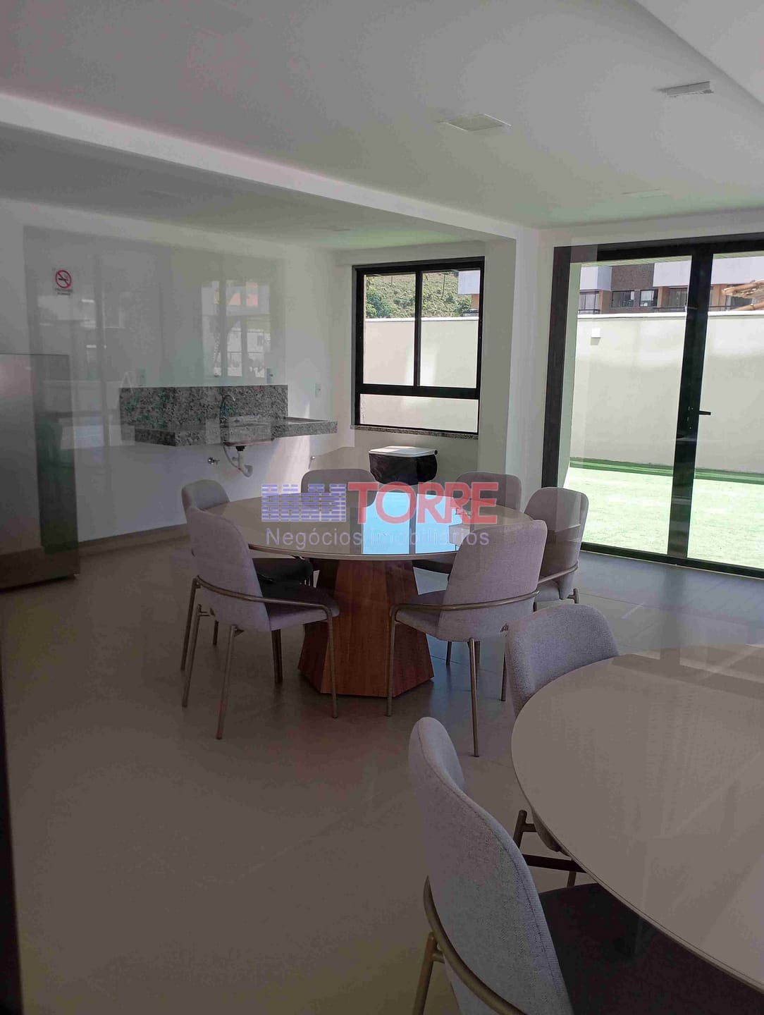 Apartamento para alugar com 2 quartos, 63m² - Foto 15