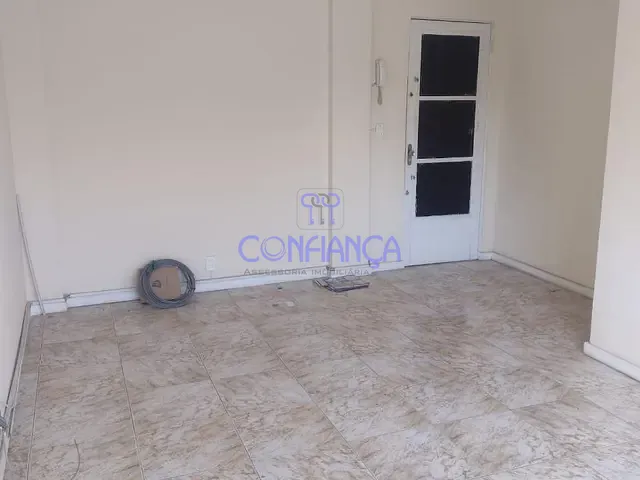 Apartamento 2 quartos e 1 banheiro, à venda, no bairro Campo Grande em Rio de Janeiro