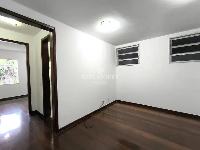 Apartamento com 40m² 1 quarto e 1 banheiro, para alugar, no bairro Vila Muqui em Teresópolis