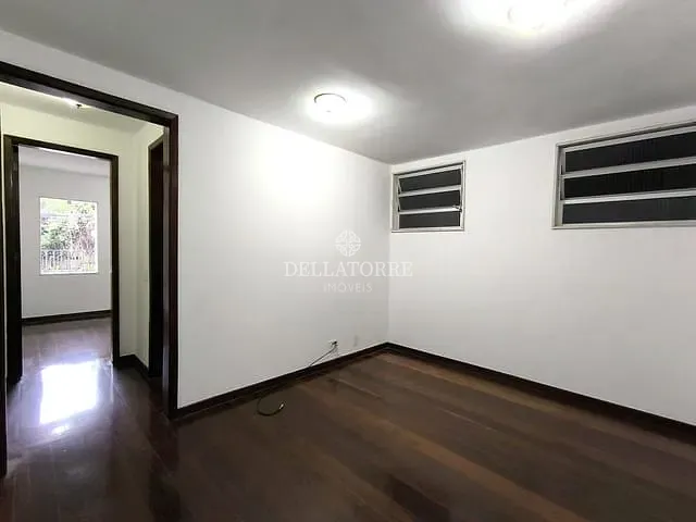 Apartamento com 40m² 1 quarto e 1 banheiro, para alugar, no bairro Vila Muqui em Teresópolis