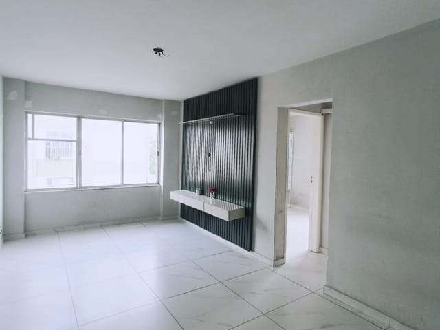 Apartamento com 67m² 2 quartos e 1 banheiro, à venda, no bairro Praça Seca em Rio de Janeiro