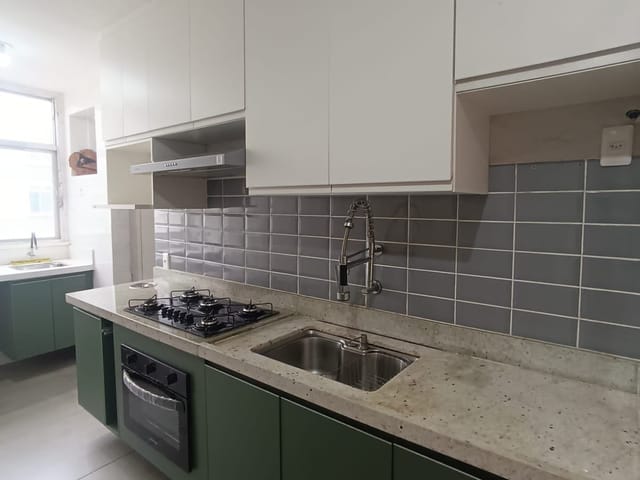 Apartamento com 67m² 2 quartos e 1 banheiro, à venda, no bairro Praça Seca em Rio de Janeiro