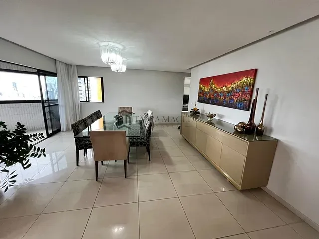 Apartamento 4 quartos e 5 banheiros, à venda, no bairro Monteiro em Recife