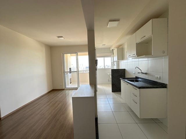 Apartamento com 109m² 3 quartos e 2 banheiros, para alugar, no bairro Aurora em Londrina