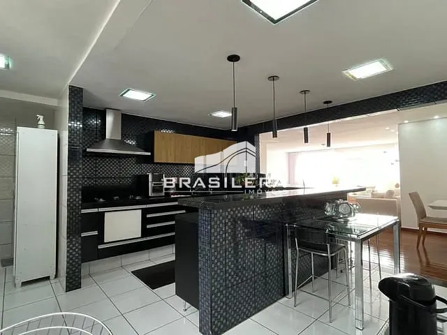 Apartamento com 217m² 4 quartos e 4 banheiros, à venda, no bairro Setor Oeste em Goiânia
