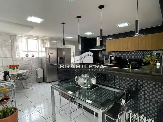 Apartamento com 217m² 4 quartos e 4 banheiros, à venda, no bairro Setor Oeste em Goiânia