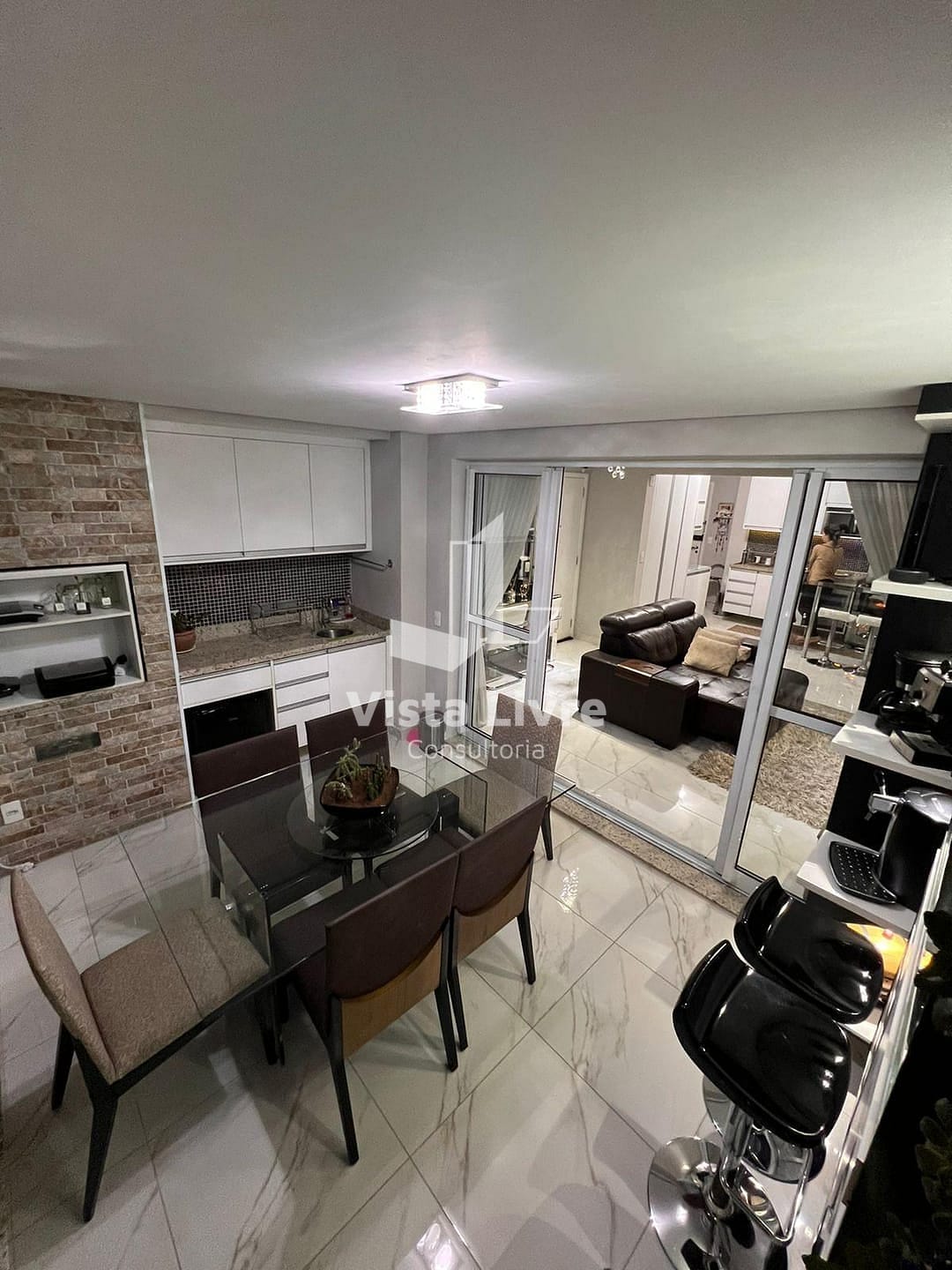 Apartamento à venda com 3 quartos, 96m² - Foto 3