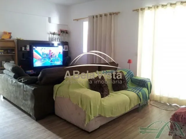Apartamento com 105m² 3 quartos e 2 banheiros, à venda, no bairro Jardim Tupanci em Barueri