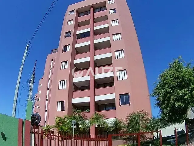 Apartamento com 53m² 2 quartos e 1 banheiro, para alugar, no bairro Rebouças em Curitiba