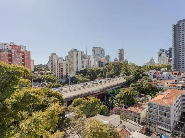 Apartamento com 32m² 1 quarto e 1 banheiro, à venda, no bairro Pinheiros em São Paulo