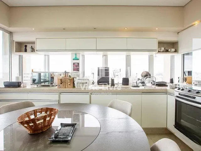 Apartamento com 115m² 3 quartos e 2 banheiros, à venda, no bairro Barra Funda em São Paulo