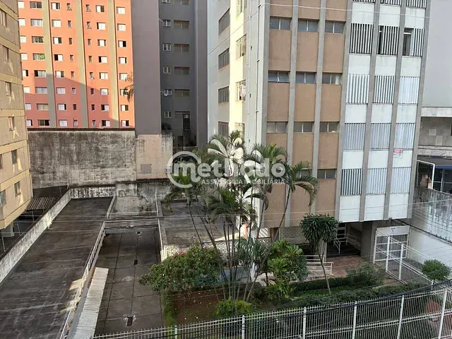 Apartamento com 163m² 4 quartos e 3 banheiros, à venda ou para alugar, no bairro Centro em Campinas