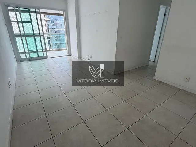 Apartamento 2 quartos e 2 banheiros, para alugar, no bairro Enseada do Suá em Vitória