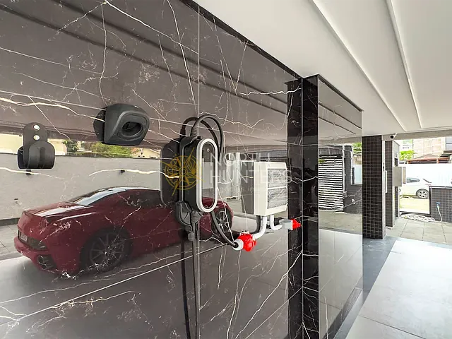 Apartamento com 173m² 2 quartos e 3 banheiros, à venda, no bairro Jurerê em Florianópolis