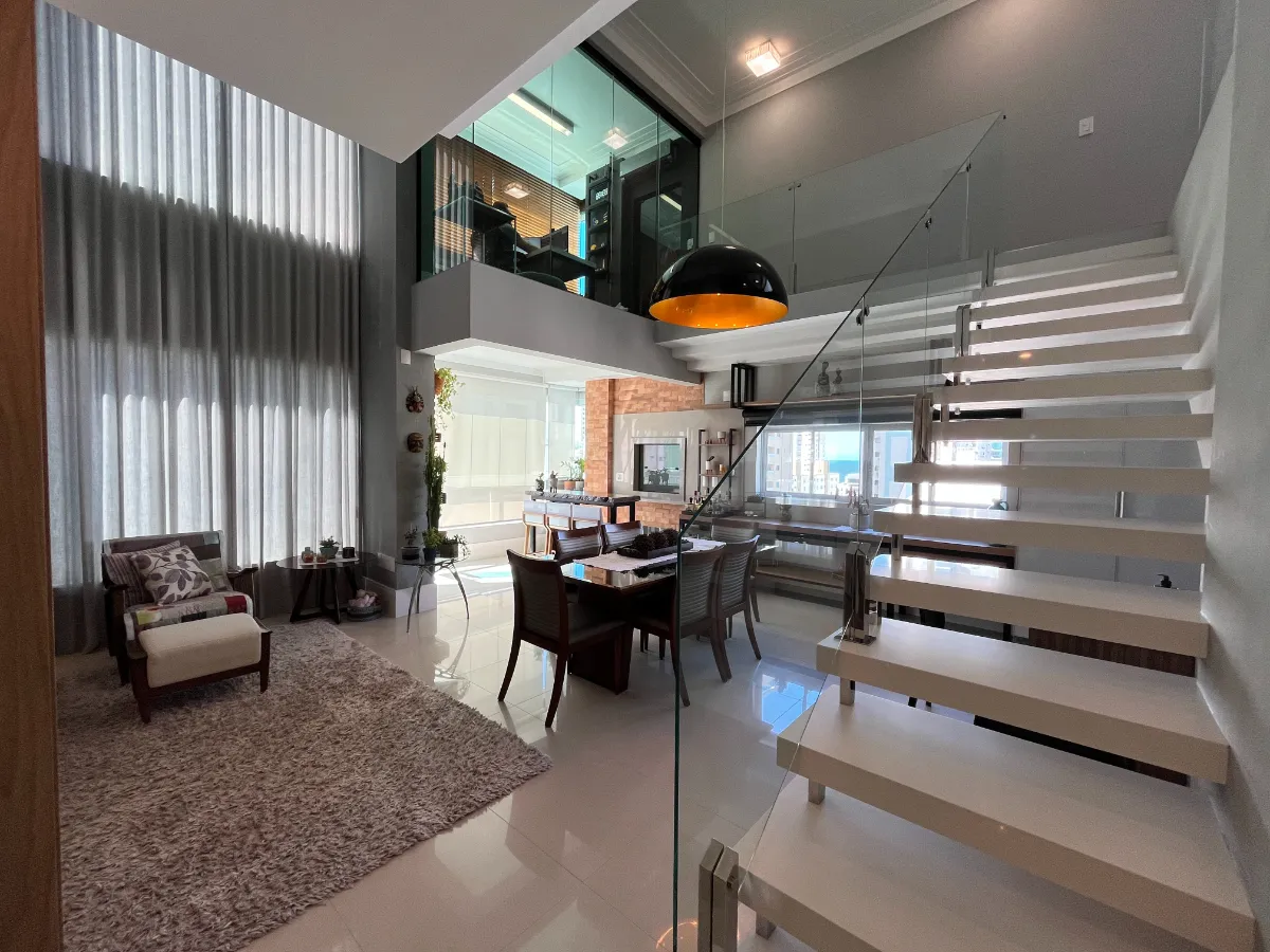 Apartamento para venda em Centro com 3 quartos, sendo 3 suítes, 162m²