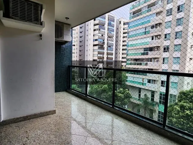 Apartamento 4 quartos e 3 banheiros, para alugar, no bairro Praia do Canto em Vitória