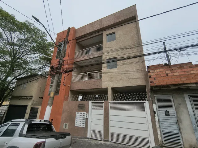 Apartamento 2 quartos e 1 banheiro, à venda, no bairro Vila Carmosina em São Paulo
