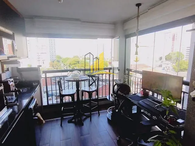 Apartamento 2 quartos e 2 banheiros, à venda, no bairro Parque São Jorge em São Paulo