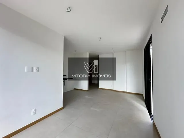 Apartamento 2 quartos e 2 banheiros, à venda, no bairro Jardim da Penha em Vitória