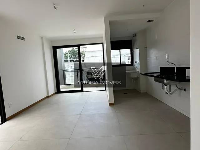 Apartamento 2 quartos e 2 banheiros, à venda, no bairro Jardim da Penha em Vitória