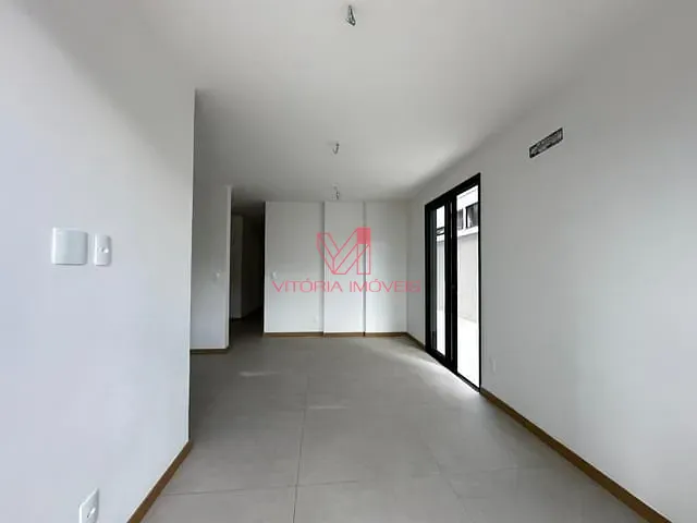 Apartamento 2 quartos e 2 banheiros, à venda, no bairro Jardim da Penha em Vitória