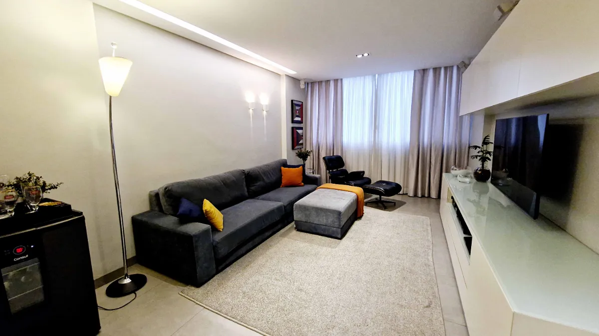 Apartamento para venda em Itaim Bibi com 3 quartos, sendo 2 suítes, 130m²