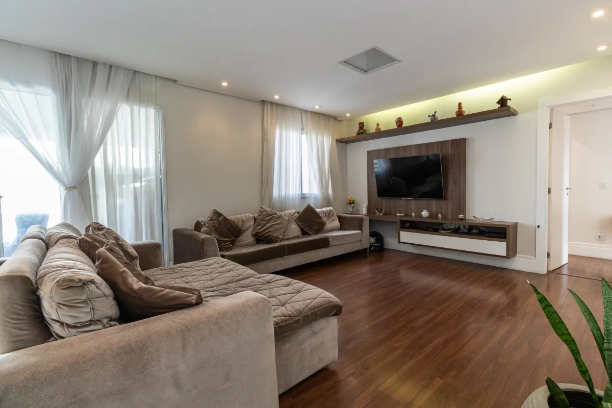 Apartamento para venda em Vila Romana com 4 quartos, sendo 3 suítes, 177m²